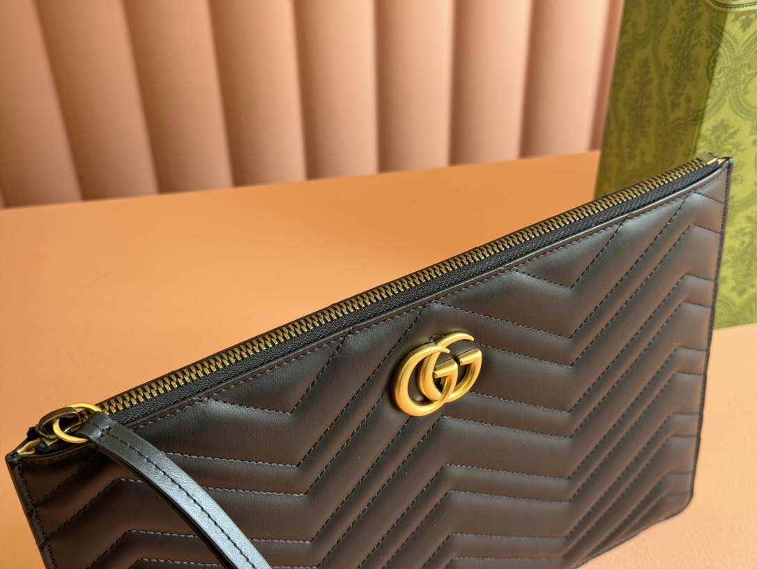 Gucci Clutch Bags